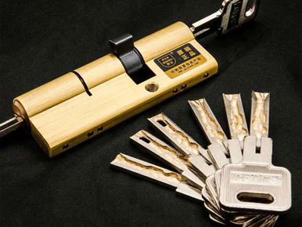 靖宇24小时上门开锁公司